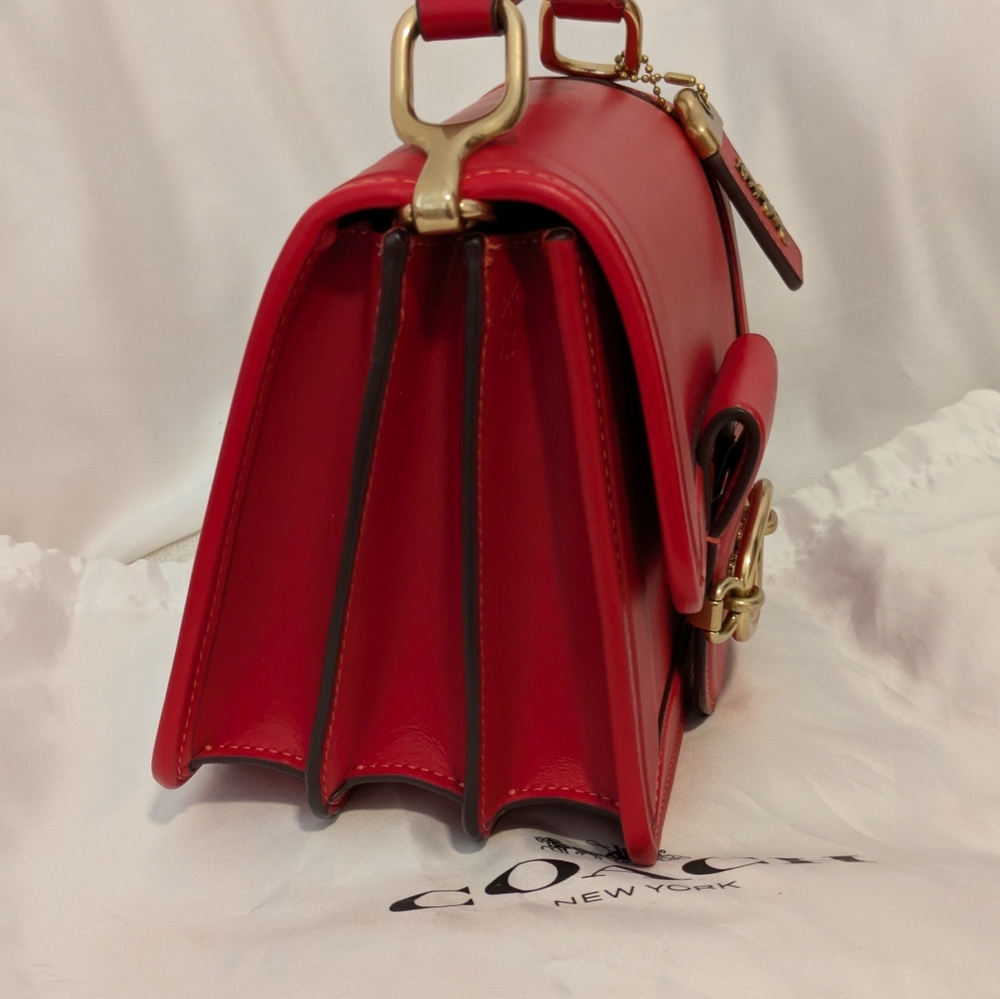 Coach Hero Bag in Sports Red - Picture 4 of 13